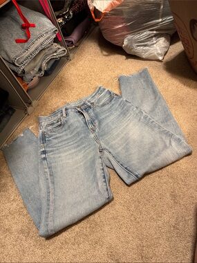 American Eagle Outfitters Light Blue “Mom Jean”